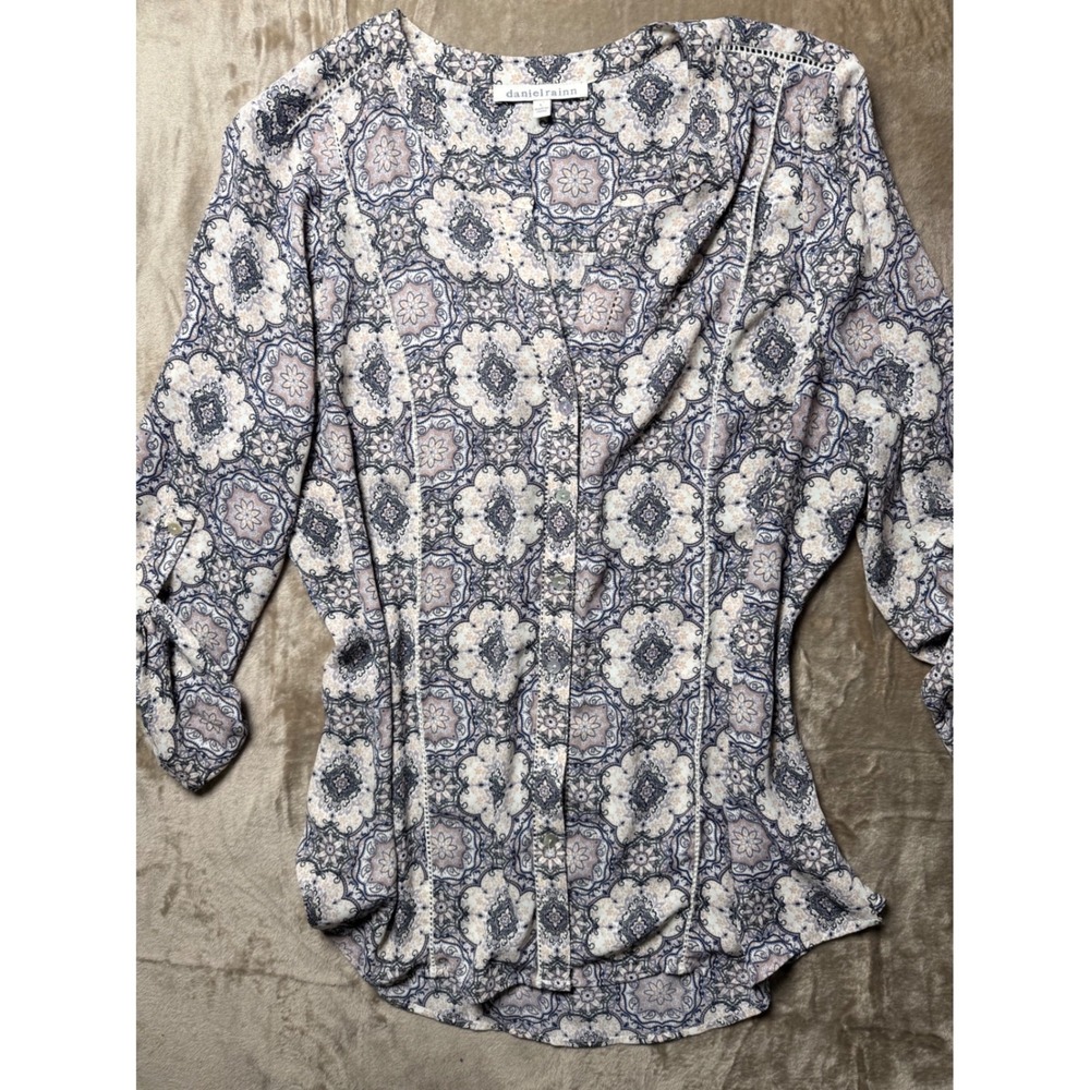 Y2K Daniel Rainn Medallion Print Roll Tab Sleeve Blouse  Large Beach Boho‎